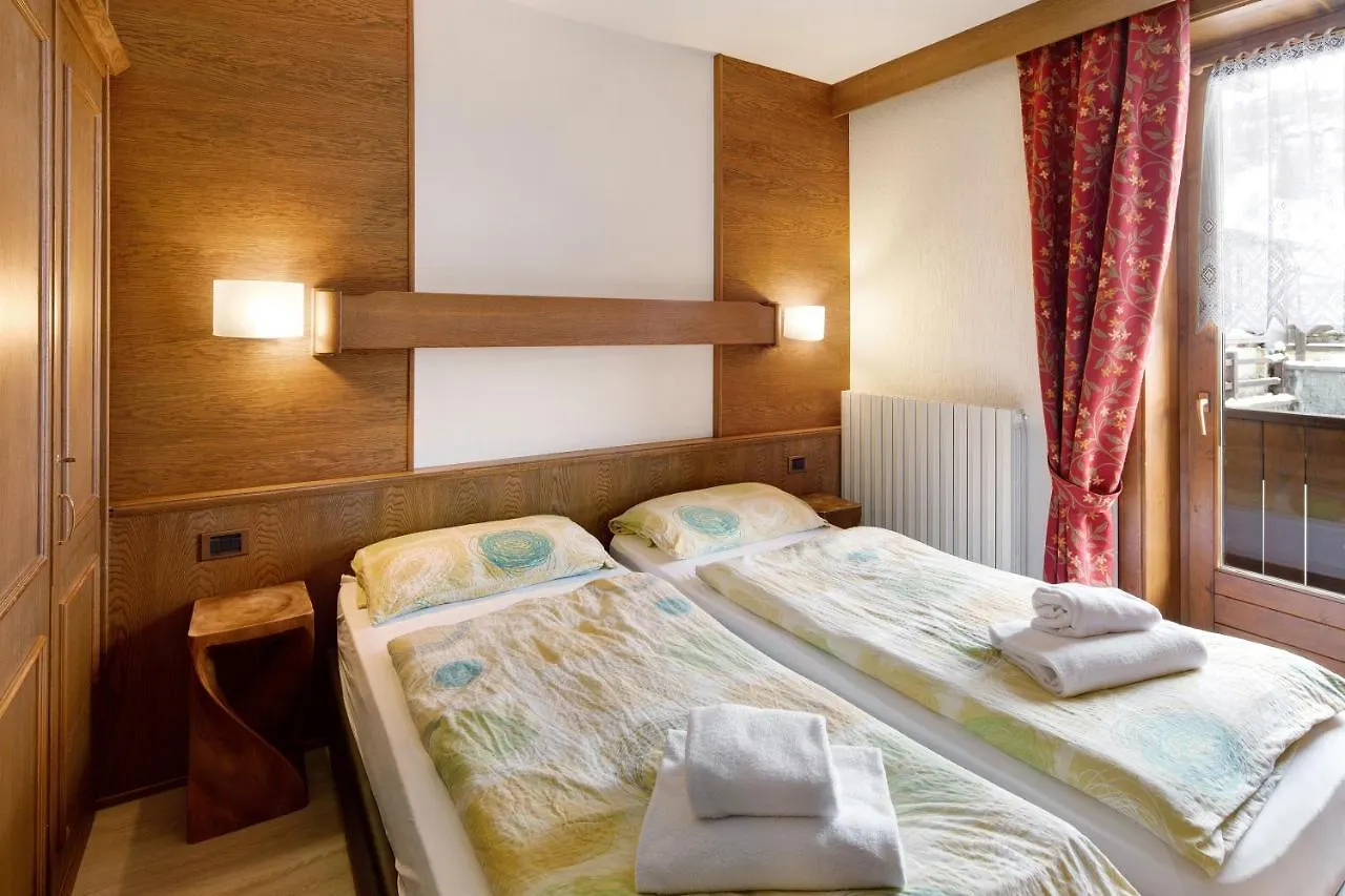 Casa San Marco N 6 Apartment Livigno Italy